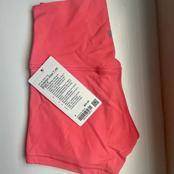 NWT Lululemon Align Shorts 4” in Raspberry Cream - Picture 4 of 8